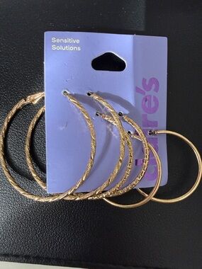 Claire's Gold-Tone Mixed Hoop Earring Set - 3 Pairs